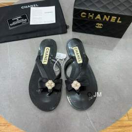 Picture of Chanel Slippers _SKUCHANELsz35-40JM05033195